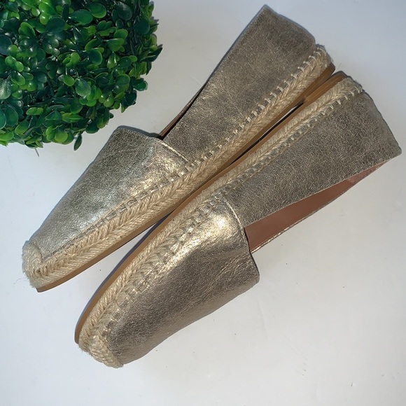Halogen Gold Leather Espadrille Flats Size 8.5 - Picture 5 of 11